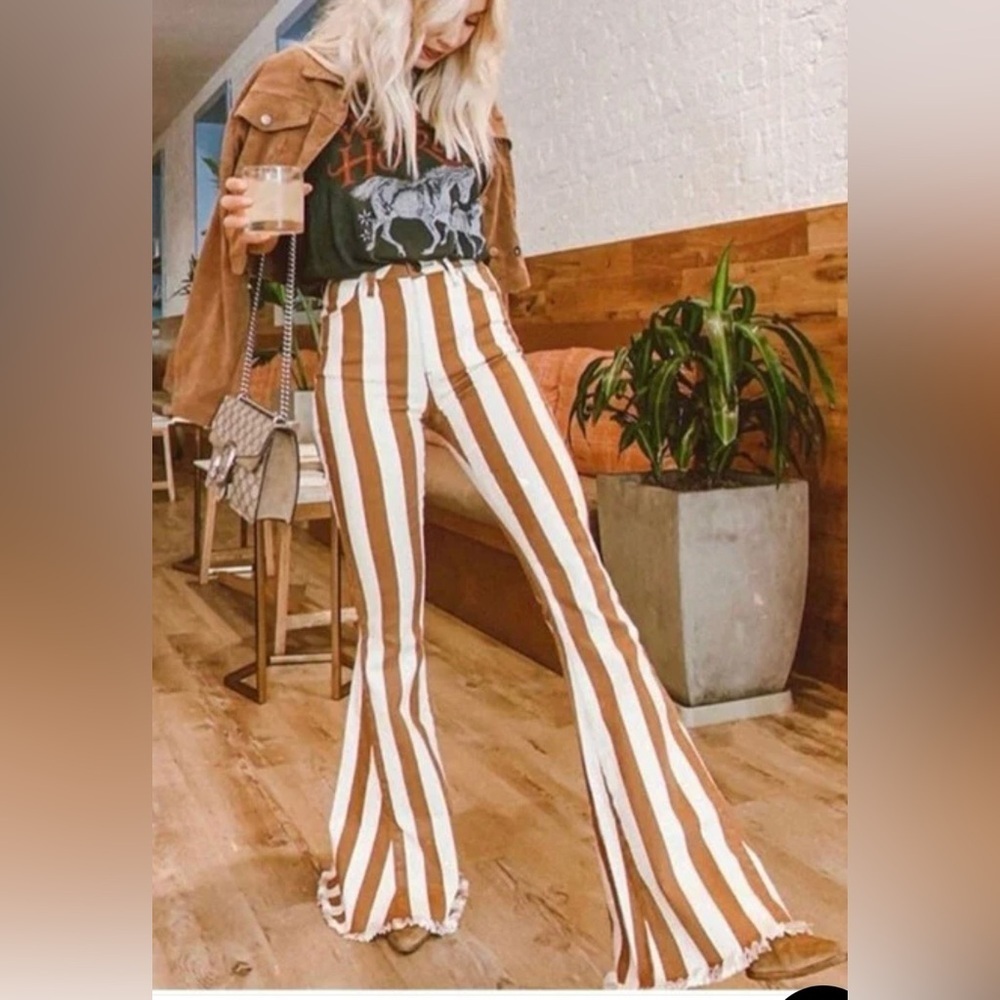 Chic Striped Flare Pants in Brown and White Size S